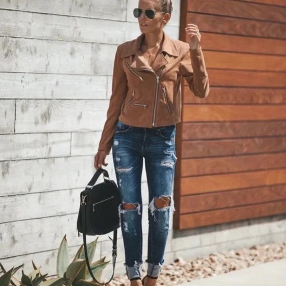 Women’s Tan Suede Moto Jacket - Stylish Zip Front - Picture 2 of 4